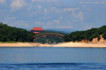 镜泊湖 山脉 拱桥 古建筑