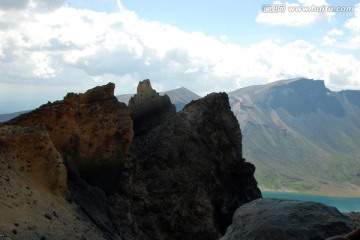 长白山 天池 山脉 峭壁 蓝天