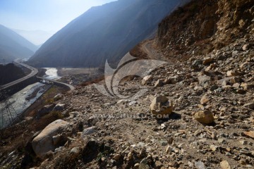 汶川山体滑坡泥石流