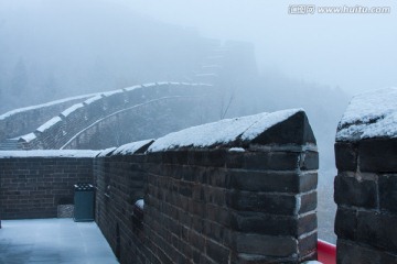 长城冬雪 薄雾