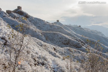 长城冬雪 树挂 烽火台 线条