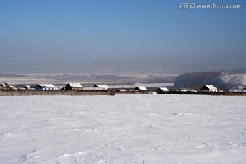 一片素雅宁静的小山村