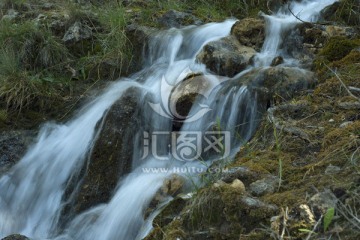 溪流泉水 天山风光 山泉奔流