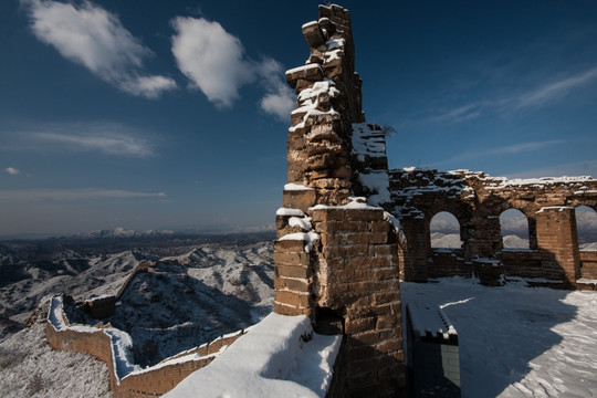 长城冬雪 敌楼 烽火台 远山