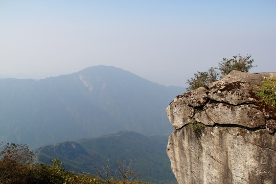 南岳衡山旅游风景区 岩石 远山