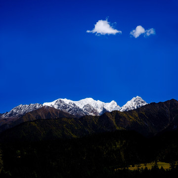 雪山 蓝天 白云 西藏风光
