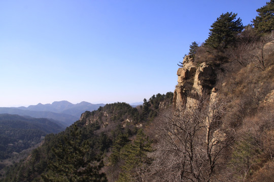 群山