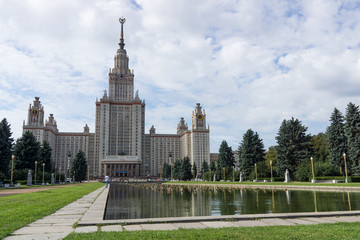 莫斯科大学建筑水景