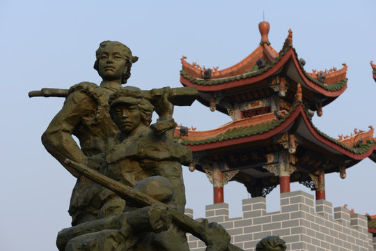 阆中红军纪念园雕塑
