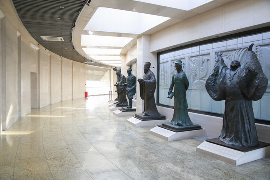 中华世纪坛人物塑像展览