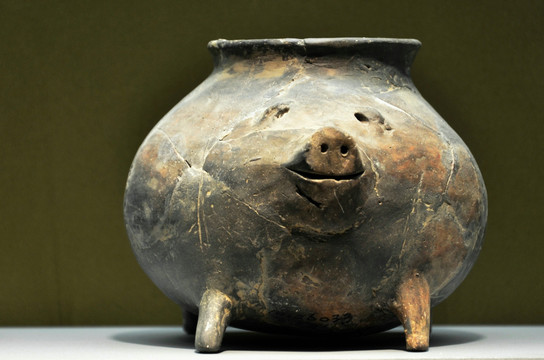 新石器时代陶猪