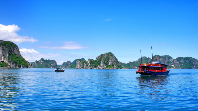 海上桂林下龙湾