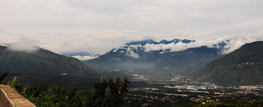 雅西高速风景