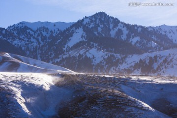 雪山 高原