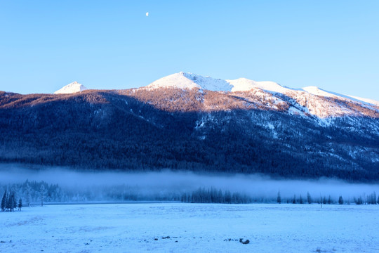 雪山