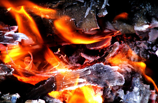 燃烧的木材