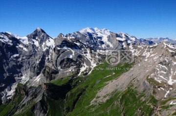 瑞士雪山景色