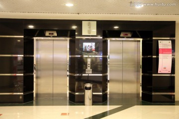 电梯间