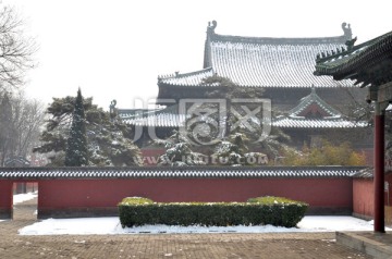 隆兴寺寺院