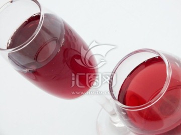 红酒酒杯图片