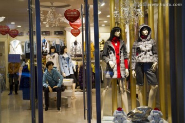 时尚购物 橱窗 服饰 商业街