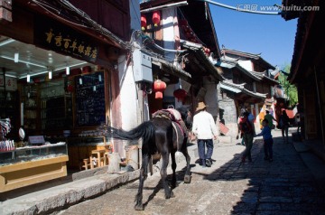 游丽江古城街市