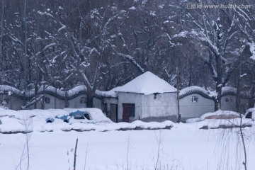 雪景 白房子