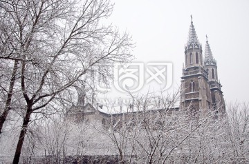 教堂雪景