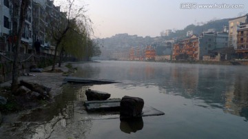 凤凰古城 沱江 凤凰城 旅游