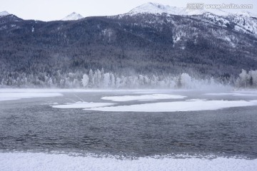 河流