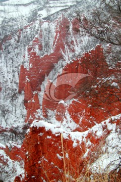 风雪红石谷