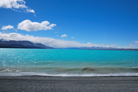 新西兰普卡基湖