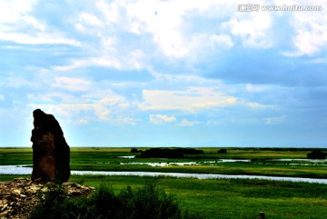 额尔古纳河畔