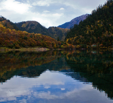 九寨沟景区 秋季山水风光