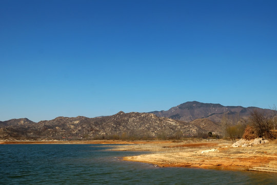 远山水景风光