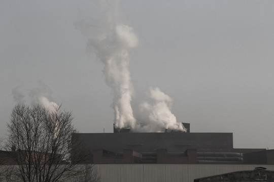 城市雾霾与工业排污