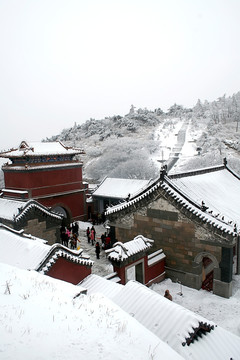 泰山雪景