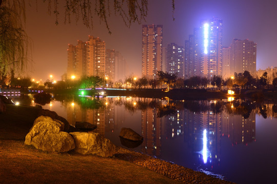 成都郫县创智公园夜景