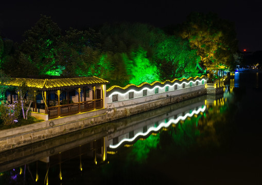 上海曲水园夜景
