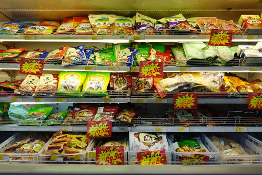 食品店 貨架