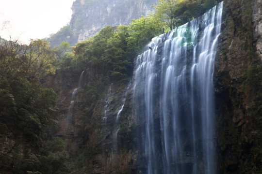 溪流 瀑布 河流 峡谷 山