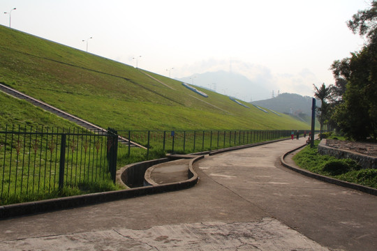 深圳水库堤坝