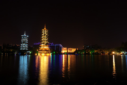 桂林雙塔