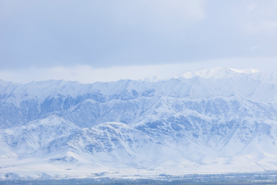 天山