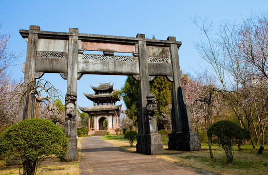 古城岩 孝行坊（高清）