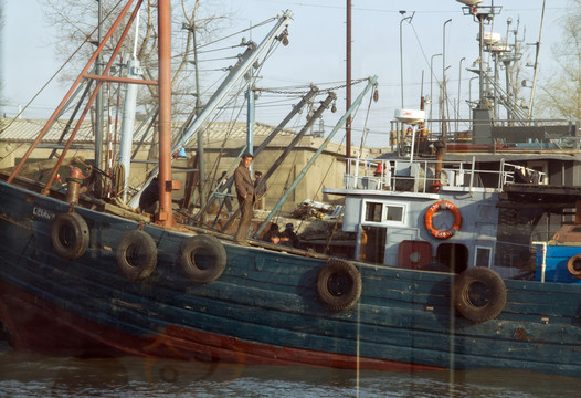 朝鲜渔船