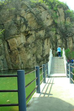 青龙峡山脉 青龙峡风景 桥