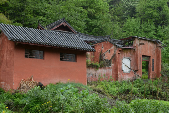 彭州白鹿镇地震遗址