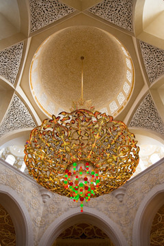 谢赫扎伊德清真寺中央大厅水晶灯