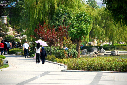 夏天户外旅游